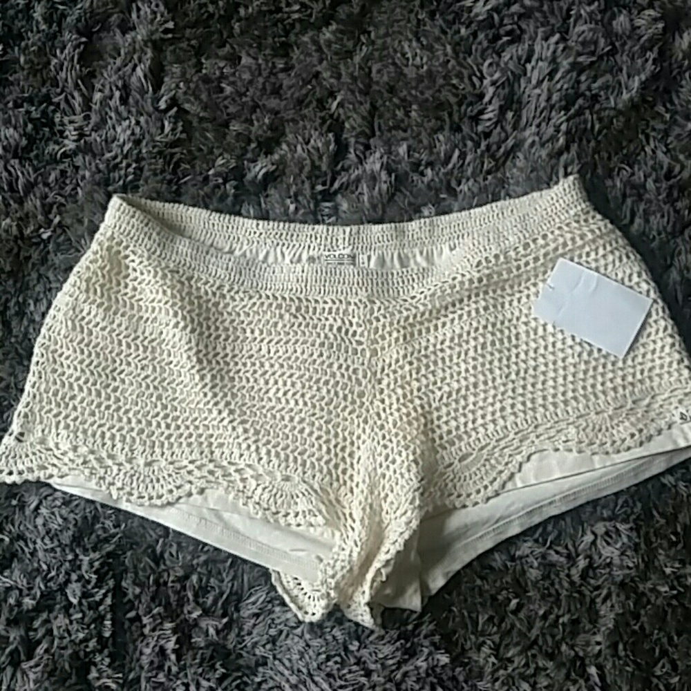 Volcom NWT Lace Mini Shorts